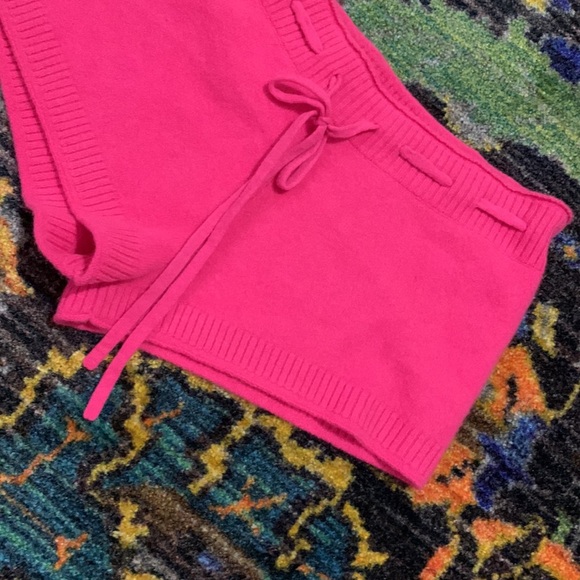 NWT Free People Intimately Cozy Up Cashmere  Hot Pink Shorts Size Large - Picture 3 of 4
